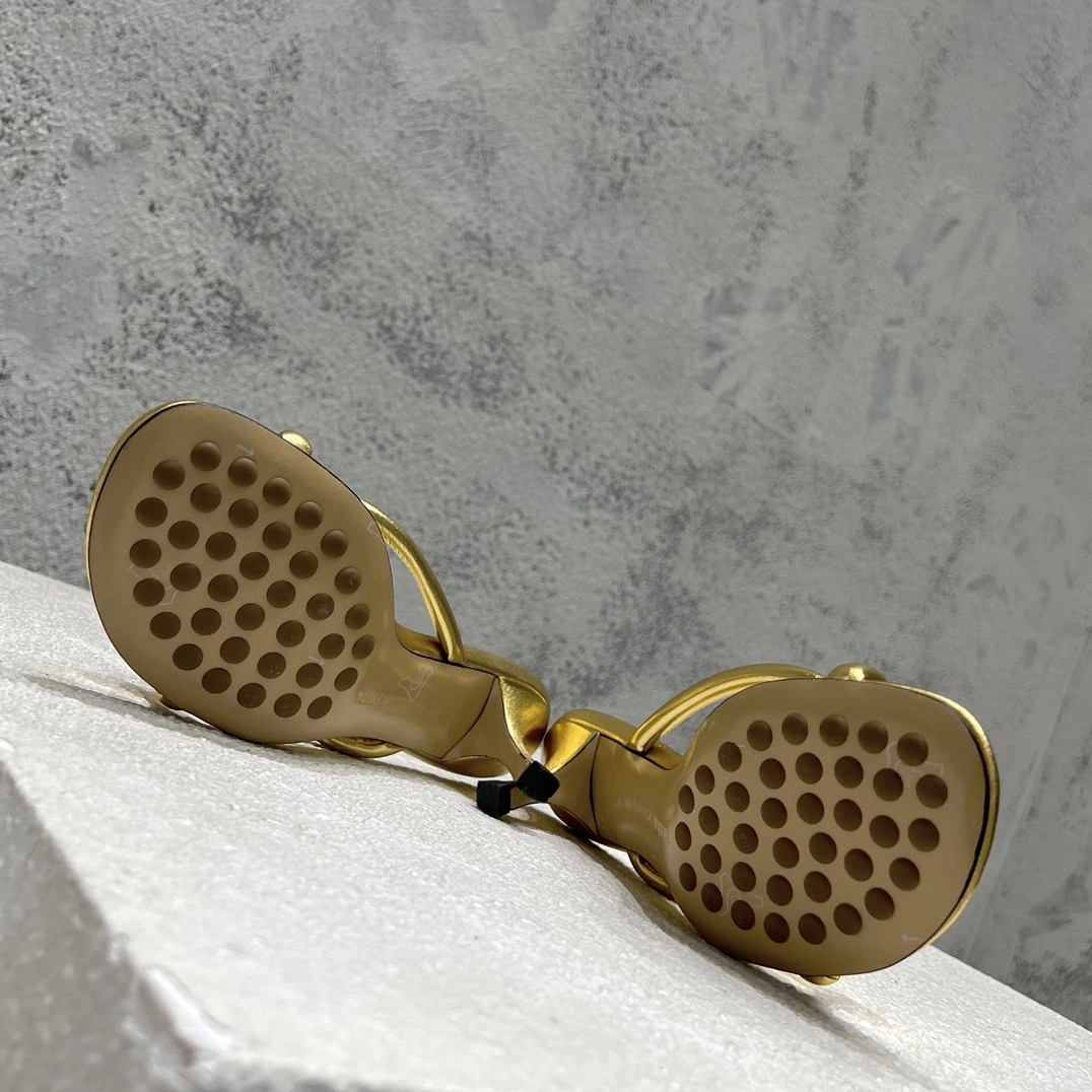 COCO-- 775417V3P708265 Heel height：4.5CM item:D-X062M2827